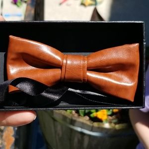Adjustable faux leather bow tie
